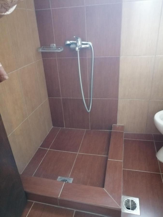 Ο Ακλόνητος Aparthotel Nea Mesagkala Ngoại thất bức ảnh